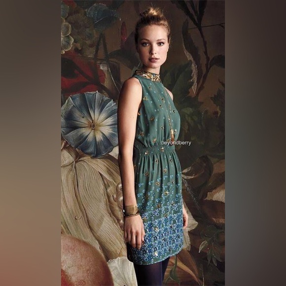 motel green sequin dress Verso Bodycon Dress in Drape Sequin Forest Green main image 1